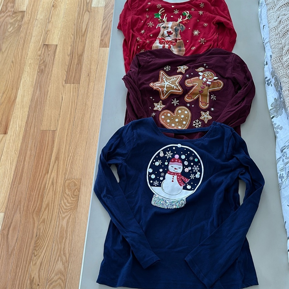 Girls holiday tees
